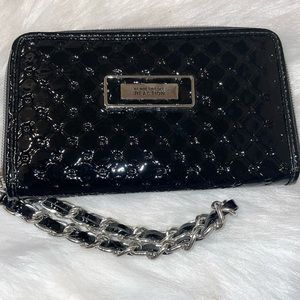 🌹EUC Kenneth Cole Wallet🌹HOST PICK!✨✨✨